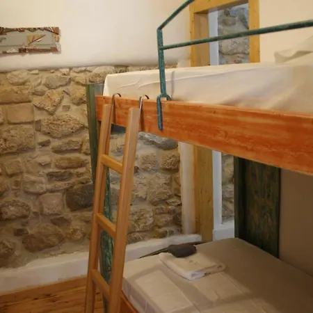 A Painter's House In Plaka Apartment Athens