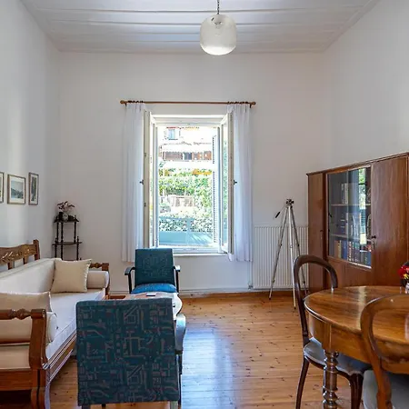 Apartment A Painter's House In Plaka Athens