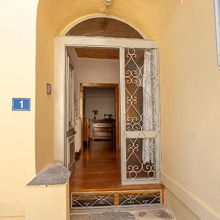 A Painter's House In Plaka Lägenhet Aten